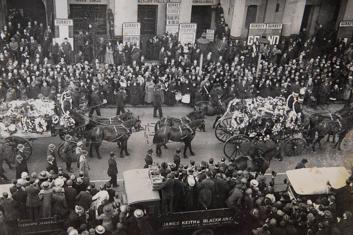 The funeral procession of Terence MacSwiney. Picture: Cork public Museum. The funeral procession of Terence MacSwiney. Picture: Cork public Museum.