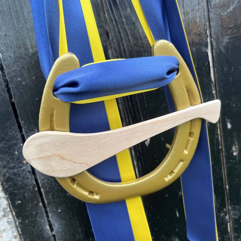 County colours horseshoe, €50. biddysgoodluckhorseshoes.com County colours horseshoe, €50. biddysgoodluckhorseshoes.com