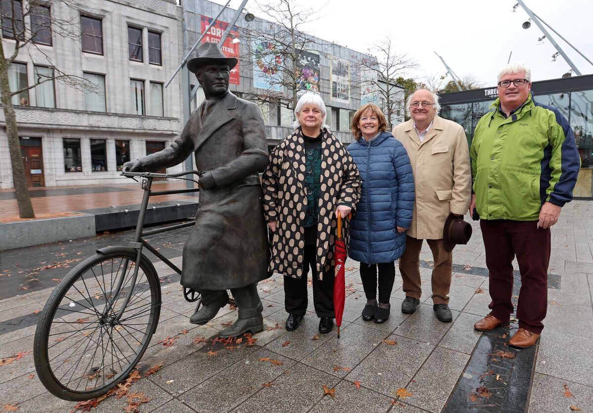 Michael Collins' grand niece Fidelma Collins with Margaret Kelleher, Noel Scannell, and Connie Kelleher, members of the Michael Collins 100 centenary committee, at the Michael Collins statue on the Grand Parade in Cork in October. Picture: Jim Coughlan Michael Collins' grand niece Fidelma Collins with Margaret Kelleher, Noel Scannell, and Connie Kelleher, members of the Michael Collins 100 centenary committee, at the Michael Collins statue on the Grand Parade in Cork in October. Picture: Jim Coughlan