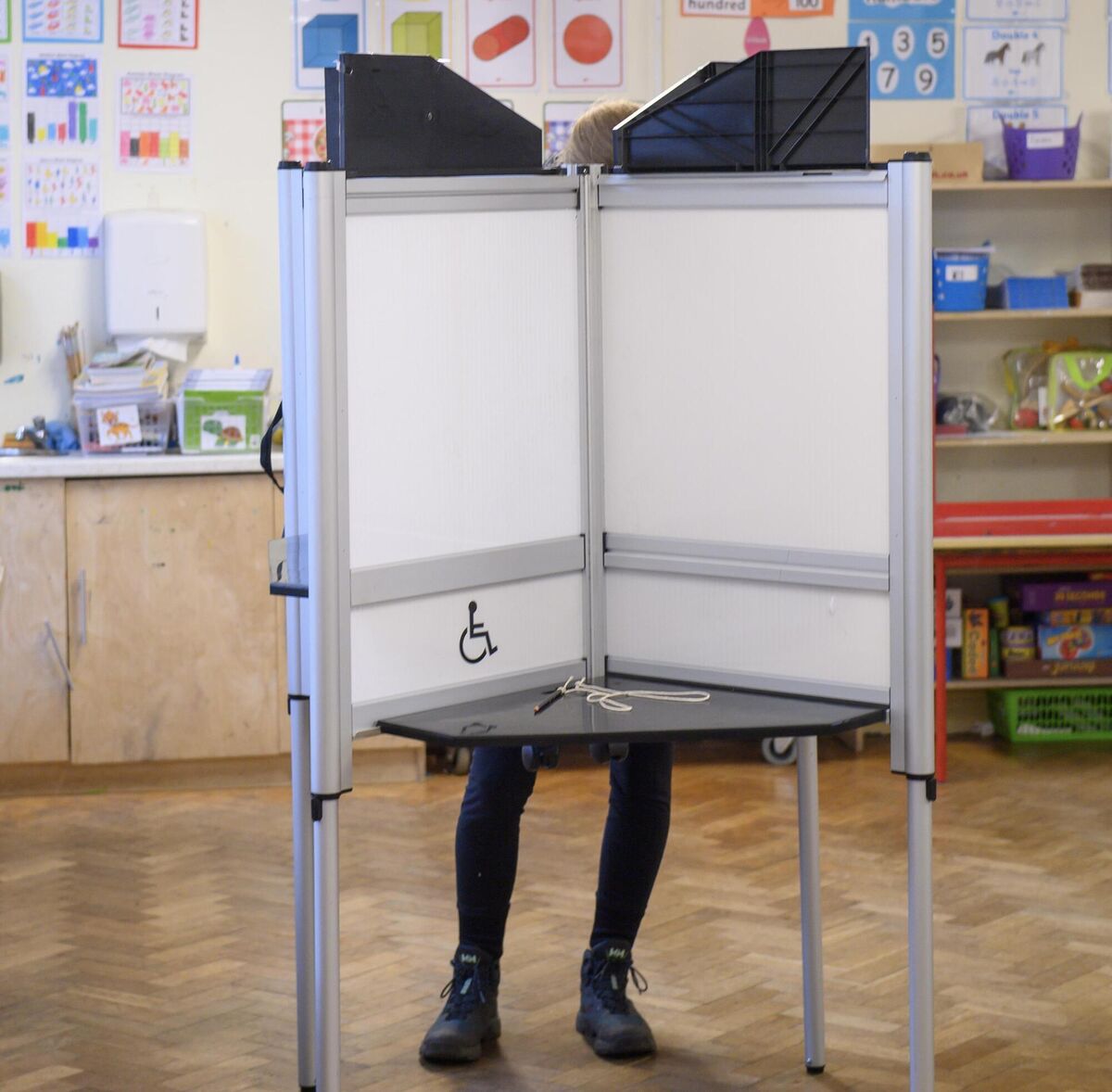 Voting at St. Anthony's Boys National School, Ballinlough, Cork. Picture: Dan Linehan Voting at St. Anthony's Boys National School, Ballinlough, Cork. Picture: Dan Linehan