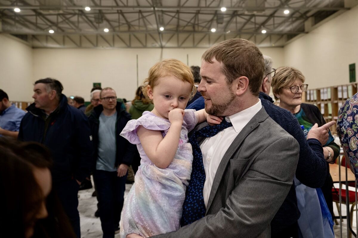 Sinn Féin’s Donnchadh Ó’Laoghaire steals a moment with his daughter at Nemo Rangers GAA Club, Cork. Picture: Chani Anderson Sinn Féin’s Donnchadh Ó’Laoghaire steals a moment with his daughter at Nemo Rangers GAA Club, Cork. Picture: Chani Anderson