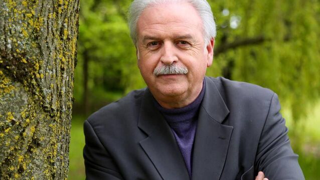 <p>Marty Whelan</p>