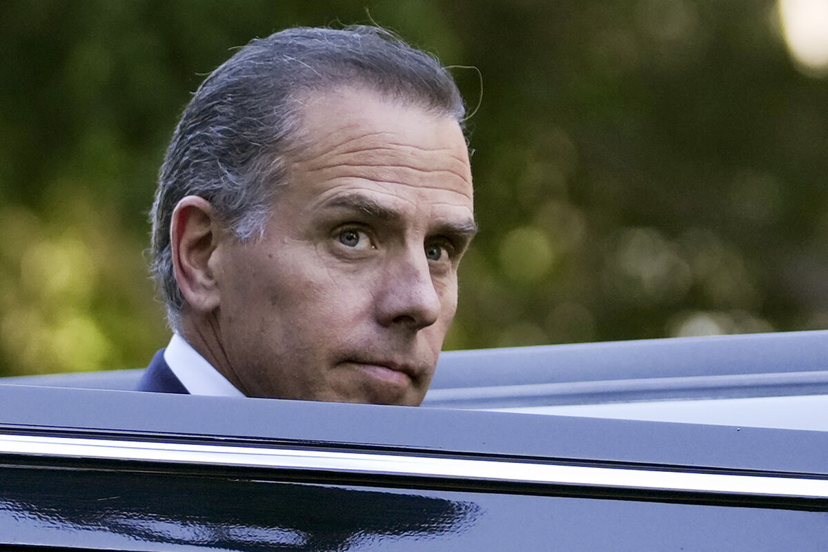 Hunter Biden steps into a vehicle as he leaves federal court, Thursday, September 5, 2024, in Los Angeles, after pleading guilty to federal tax charges. Picture: AP Photo/Eric Thayer Hunter Biden steps into a vehicle as he leaves federal court, Thursday, September 5, 2024, in Los Angeles, after pleading guilty to federal tax charges. Picture: AP Photo/Eric Thayer