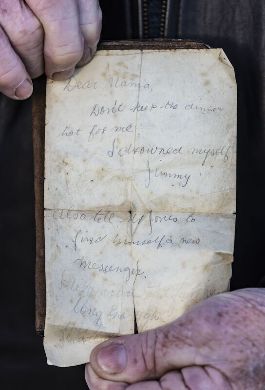 'Dear mama...’ The note Jimmy O’Neill wrote to his mother after he apparently fled Waterford at the age of 16. Picture: Patrick Browne 'Dear mama...’ The note Jimmy O’Neill wrote to his mother after he apparently fled Waterford at the age of 16. Picture: Patrick Browne
